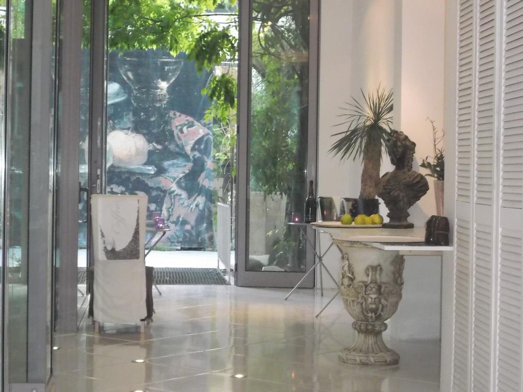 ปัลลัซโซ อัลฟอนโซ Apartment อาเคิน ภายนอก รูปภาพ